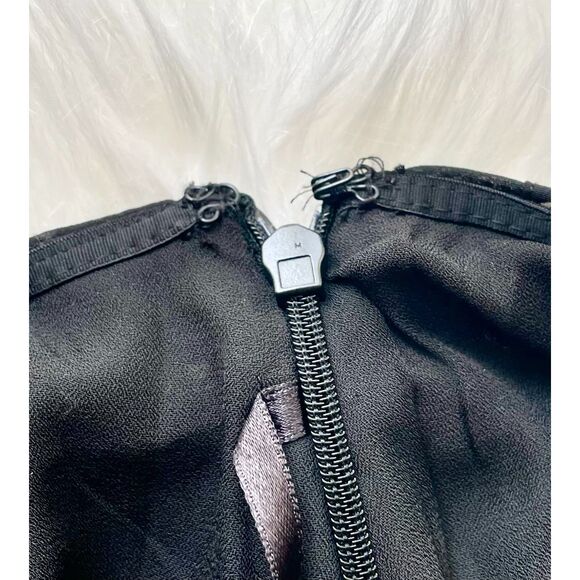 Ralph Lauren Black and White Print Pleated Skater Skirt Size 12. - Picture 7 of 9